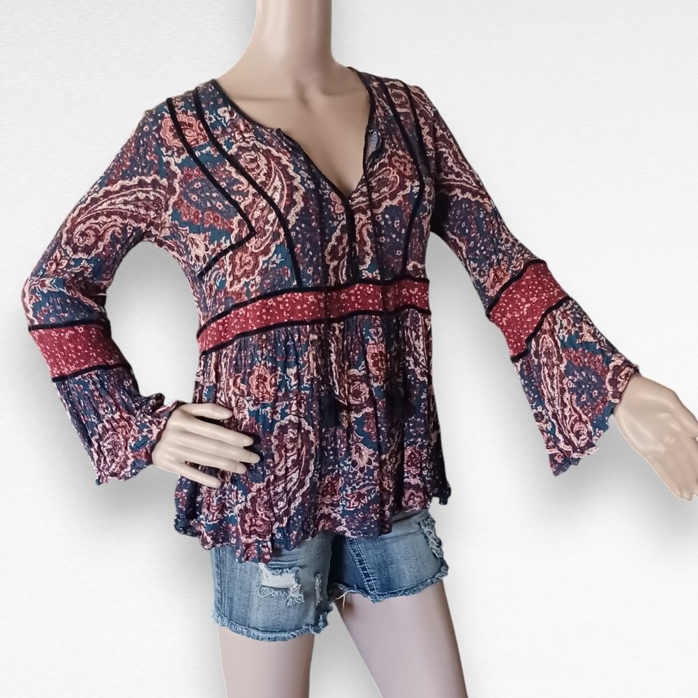 AE Paisley Boho V-Neck Blouse
